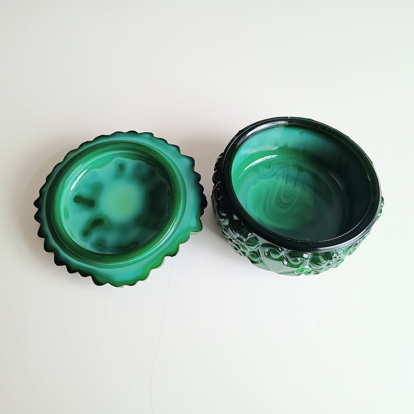 Art Deco Bohemian Art Glass Malachite Glass Lidded Jewellery Box or Watch Box, Schlevogt, Hoffner Designer