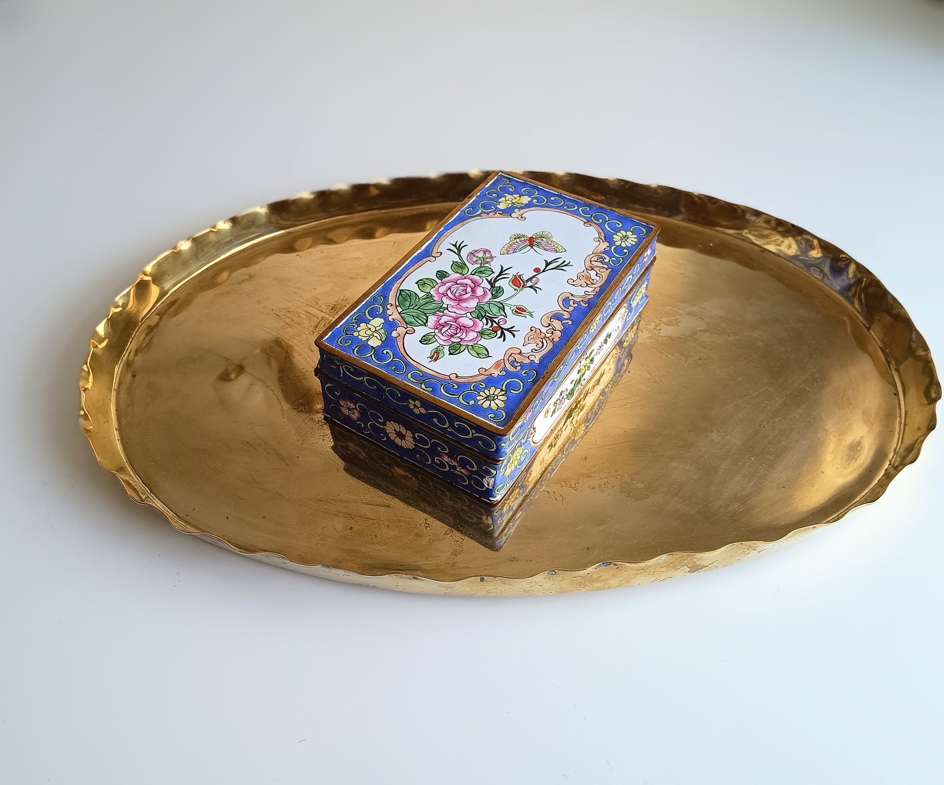 Chinese Republic Canton Enamel Jewellery or Stationery Box