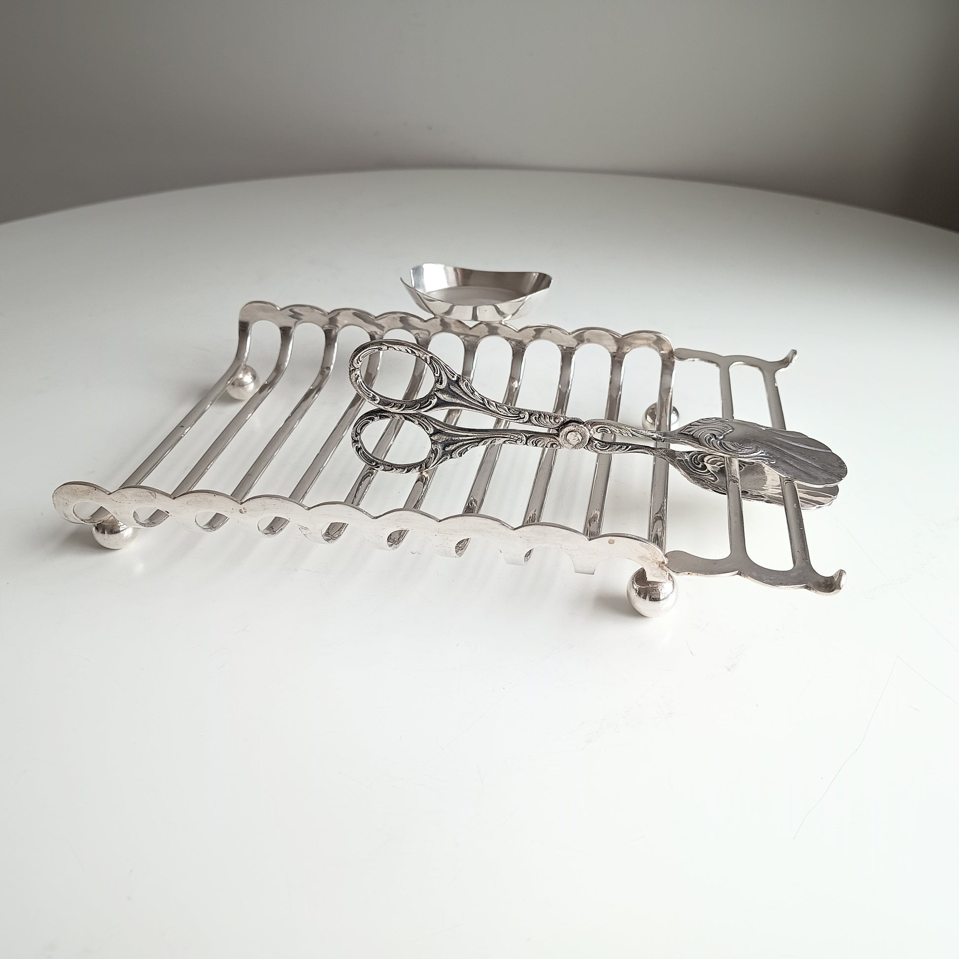 Antique English Silver Plate Asparagus Server Drainer with Provencal Sauce or Butter Side Dish Signed Late Victorian to Edwardian Sheffield