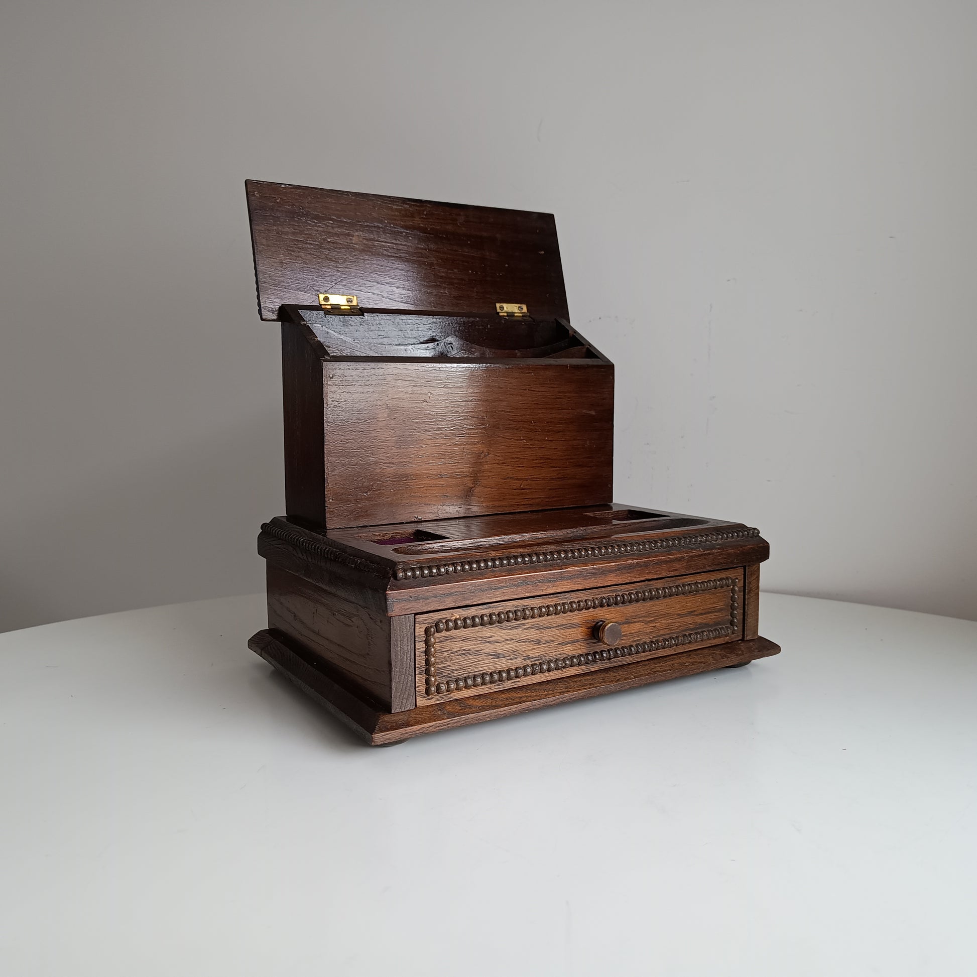 Antique English Small Oak Desk Tidy With Lidded Papers Holder And Pull Out Drawer, Circa 1890 1900