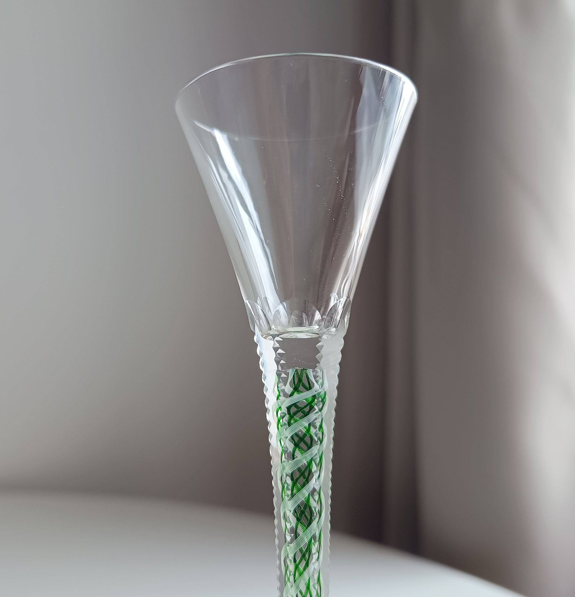 Art Nouveau Cordial Liqueur Glass, c.1900 – Continental, Green & White Spiral Twist Stem
