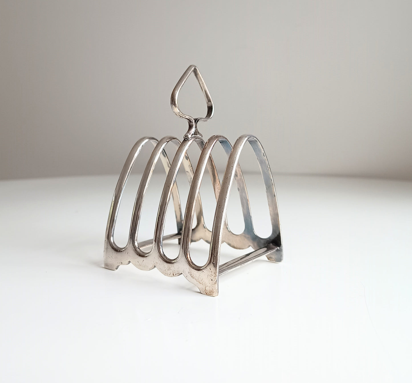 Vintage English Gothic Revival Mappin & Webb Toast Rack for Historic Art Deco Tea Rooms