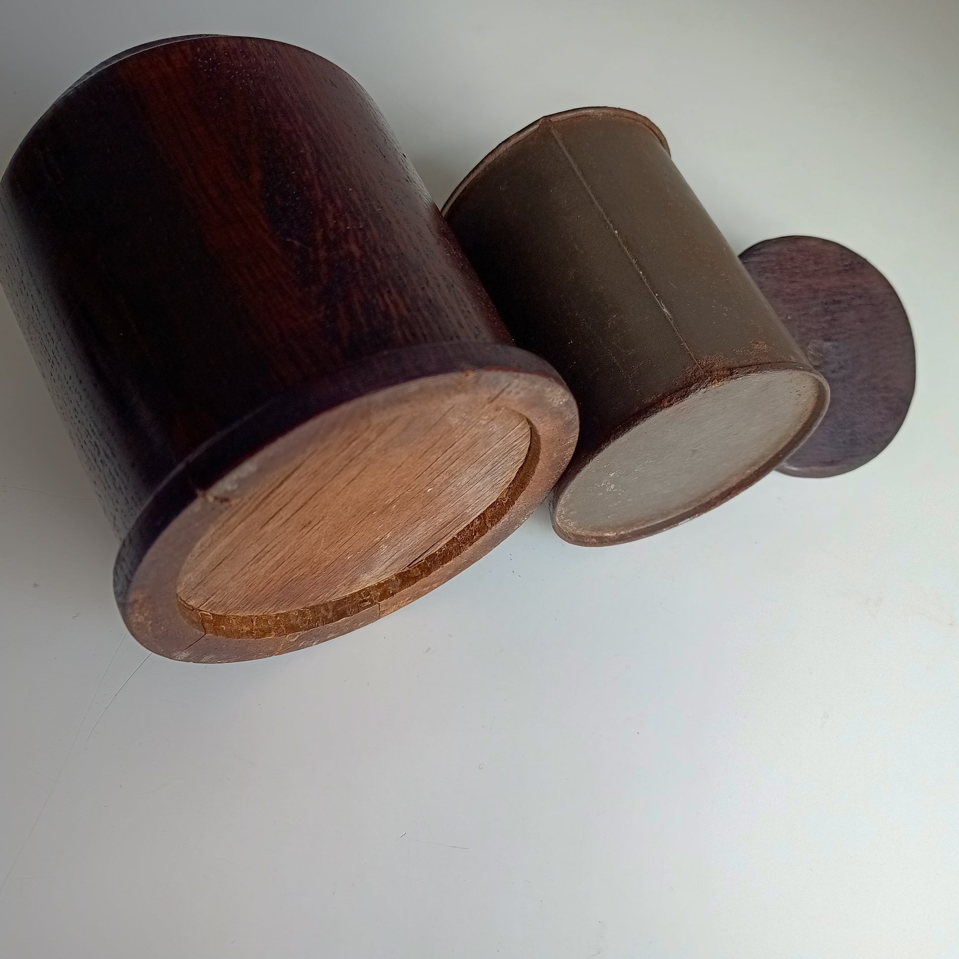 Vintage English Oak Tobacco Jar: Treenware,