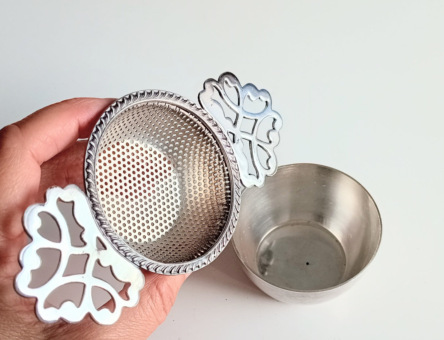 Vintage English Silver Plate Art Deco Two Part Tea Strainer