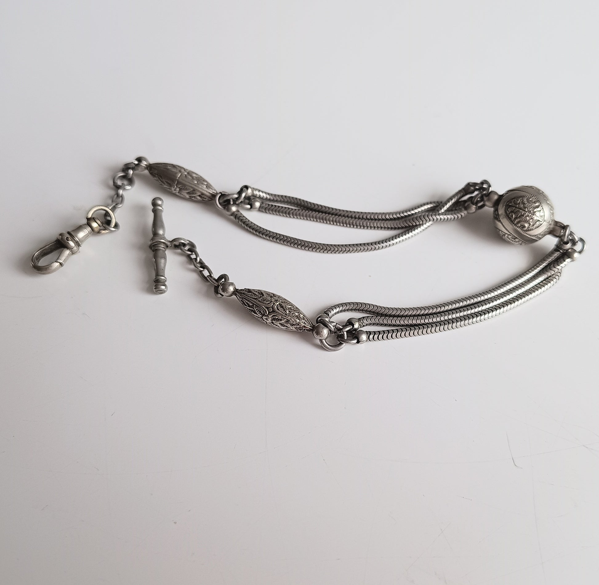 Victorian pocket watch Albertina chain with dog clasp