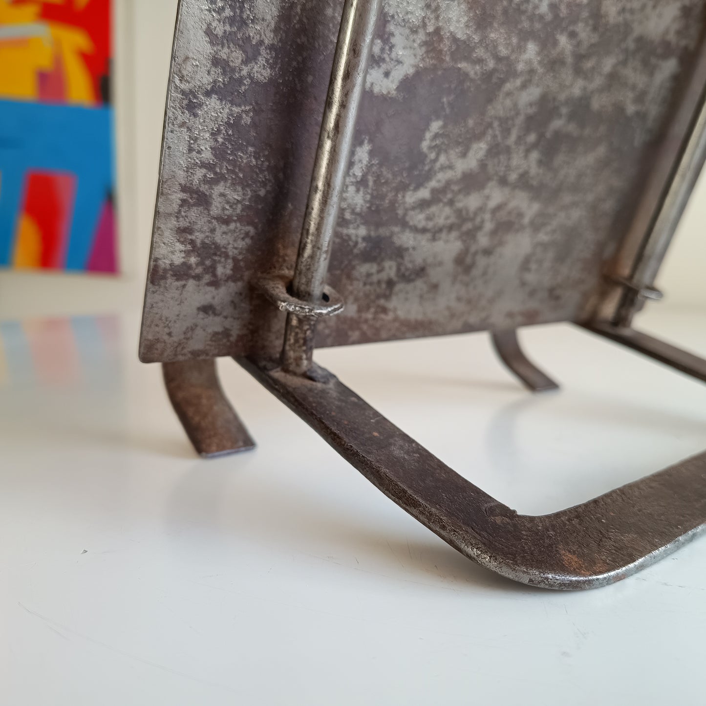 Arts & Crafts Cotswolds Hand-Forged Riveted Hearth Trivet Cooking Stand, Sliding Plate Heart-shaped Finial