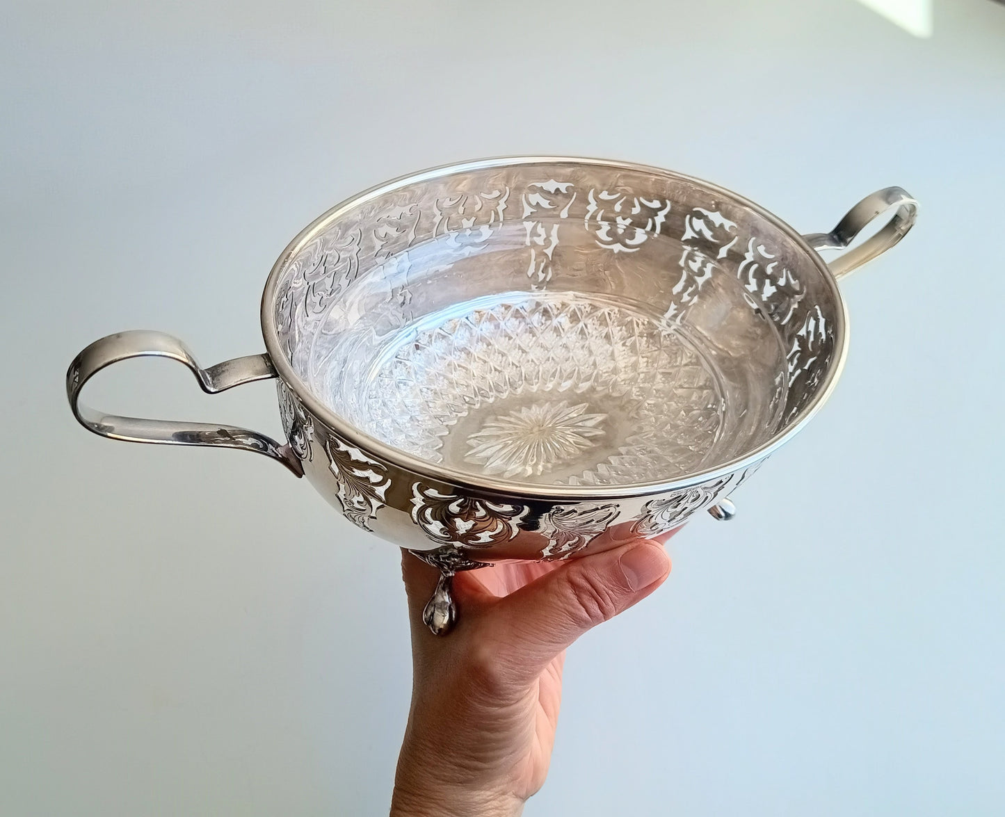 Antique Silver Plate Salad Serving Bowl: Curved Handles, Acanthus Feet, Belle Epoque