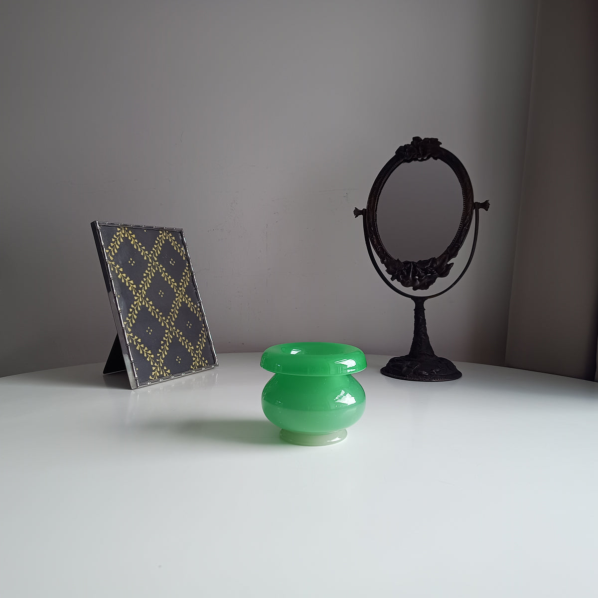 Vintage English Stevens and Williams Alabaster Glass Cabinet Vase, Jade Green 1920s, Stourbridge