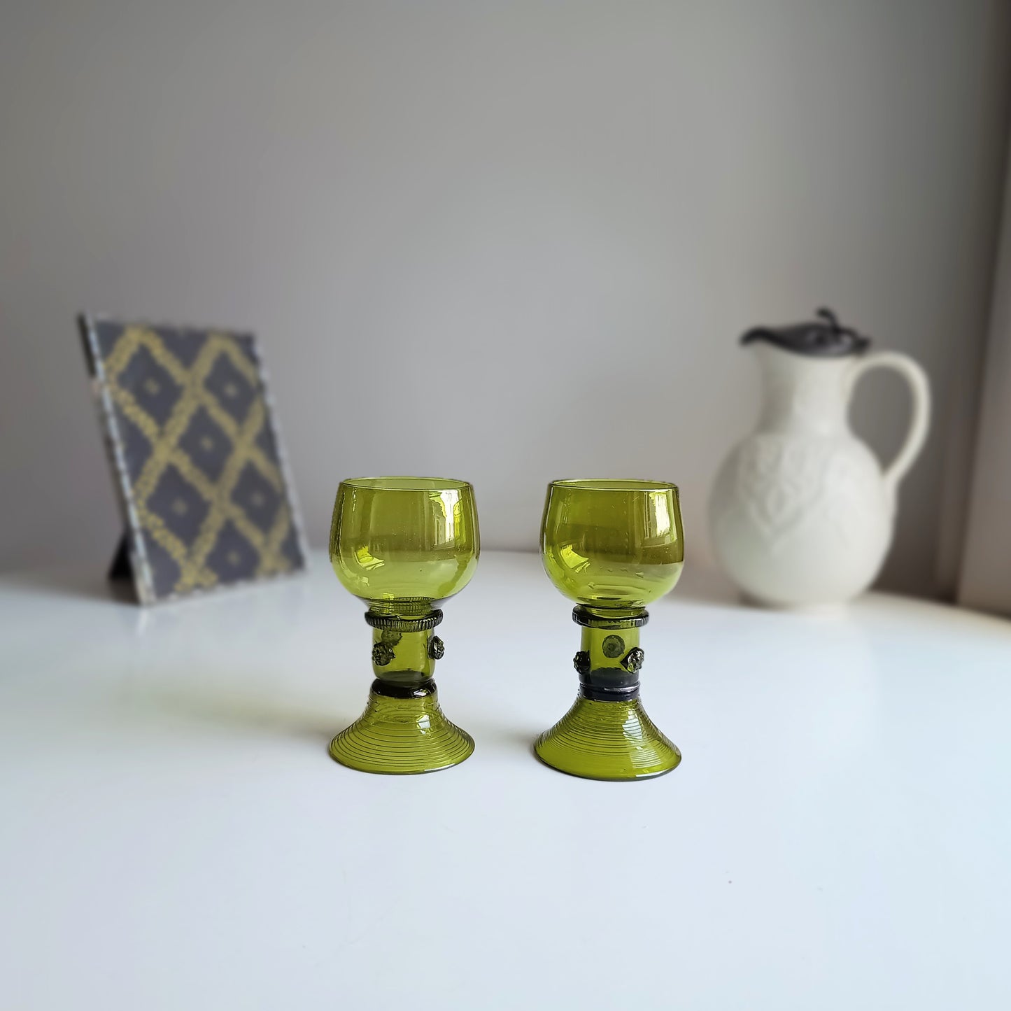 Pair of Hand Blown Olive Green Crystal Rummer or Roemer Glasses for White Wine Glasses – Georgian Style, Raspberry Prunts & Spiral Decor