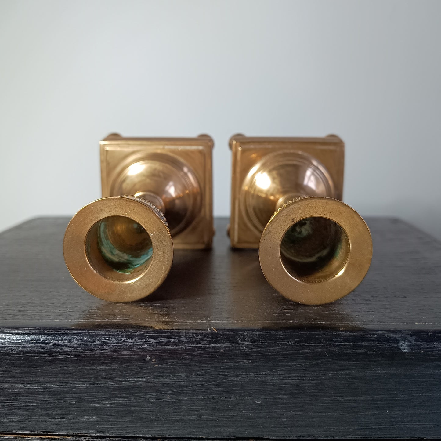 Pair of Vintage Swedish Brass Candle Holders – Erik Jonsson Gelbgjuteri, Gustavian Style (1970s)