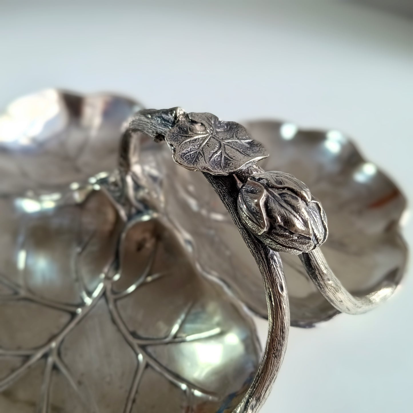 Unique Art Nouveau Edwardian Lilly Pad Triple-Bowl Server – William Wheatcroft Harrison, Sheffield Silver Plate
