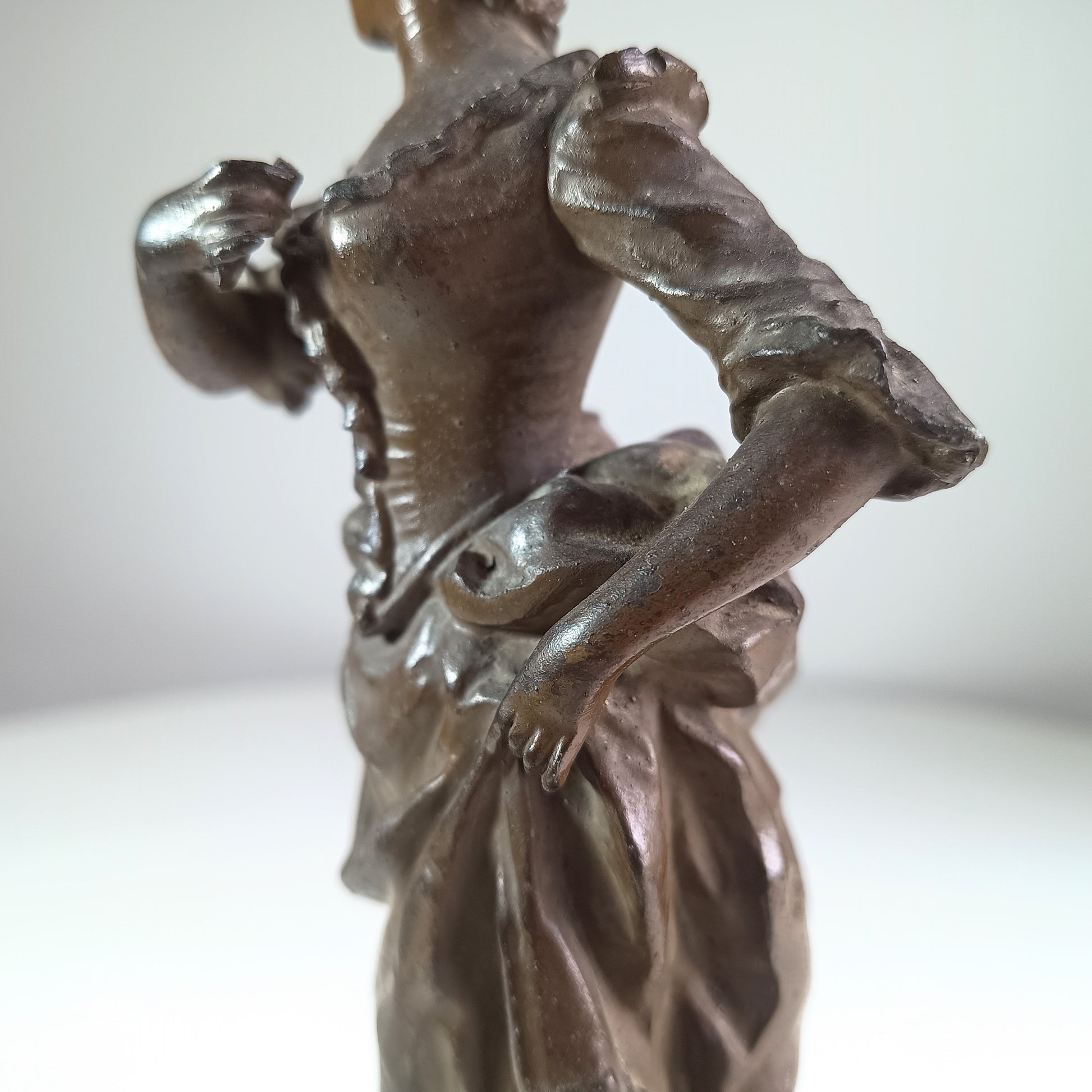 Beautiful Bronze Sculpture