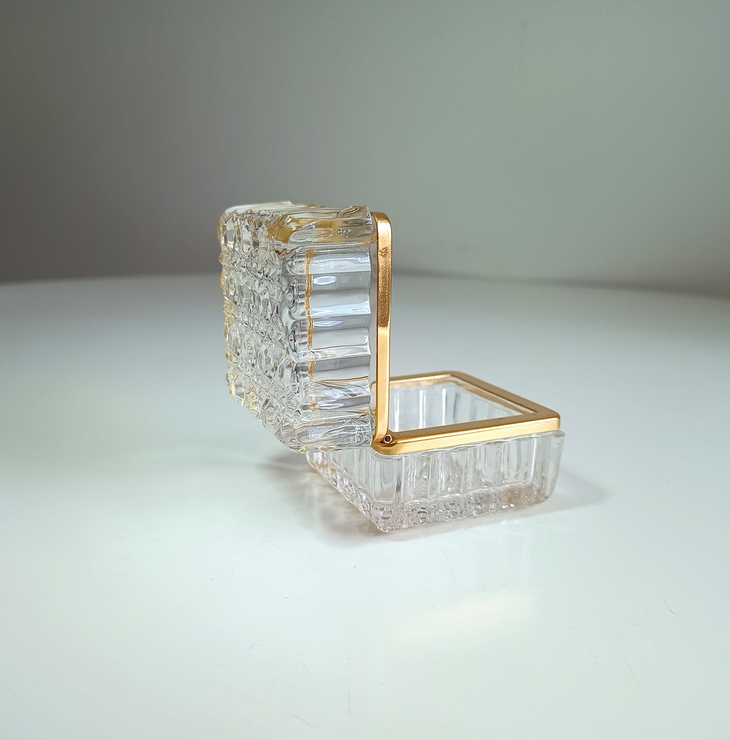 Vintage 1950s Square French Cut Crystal jewellery casket box in the style of Baccarat