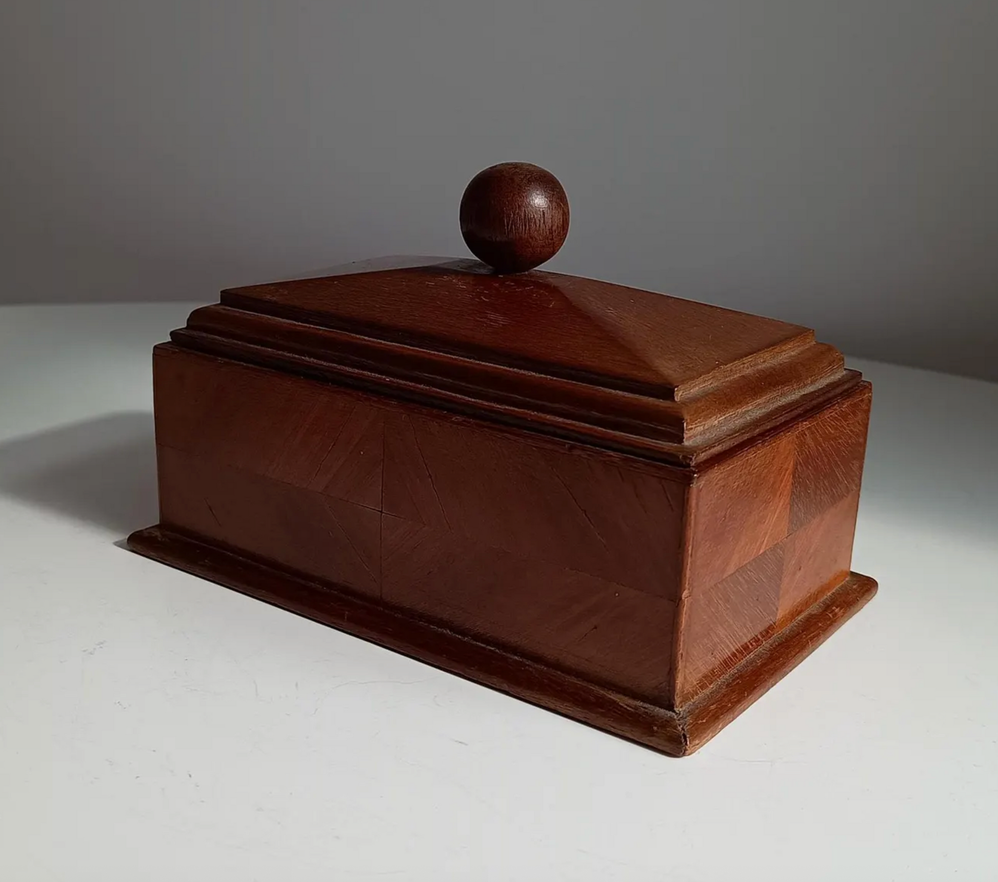 World War II Prisoner of War WW2 Hand Made Caddy Tea Box Signed Dated by Marco to Mr Hickman Merrow Camp 57 for Italian POWs 1945 Guildford