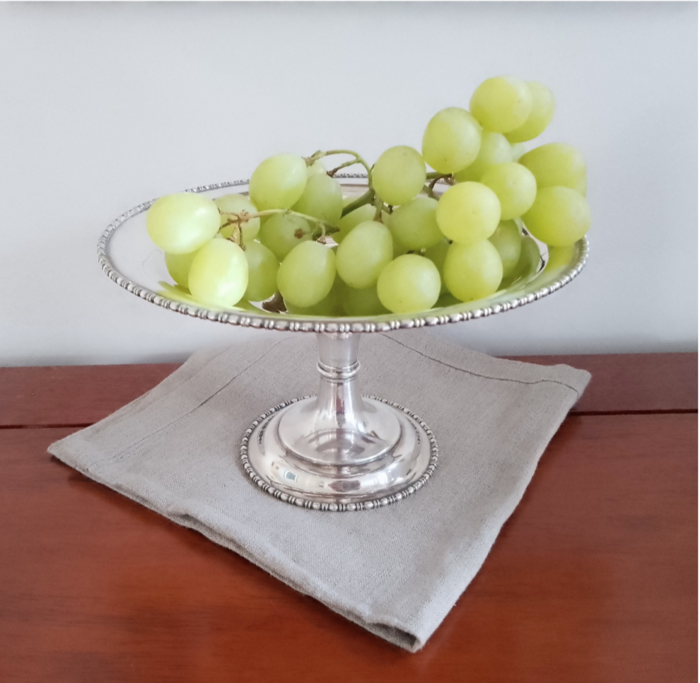 Silver fruit and grapes display server