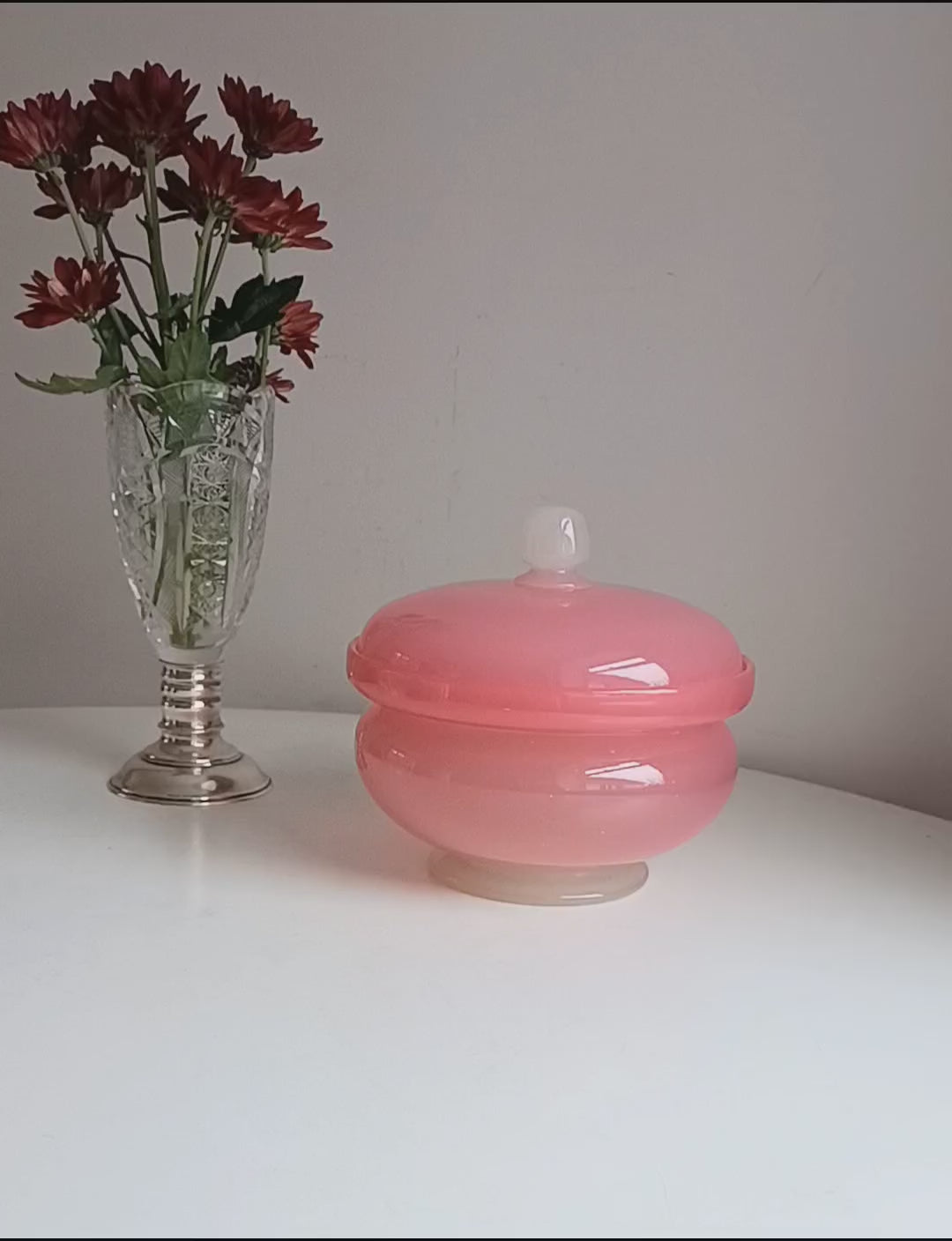 Large Opaline Glass Stevens & Williams Biscuits Barrel or Lidded Cookies Jar in Dusty Pink Rose and Off White Colour