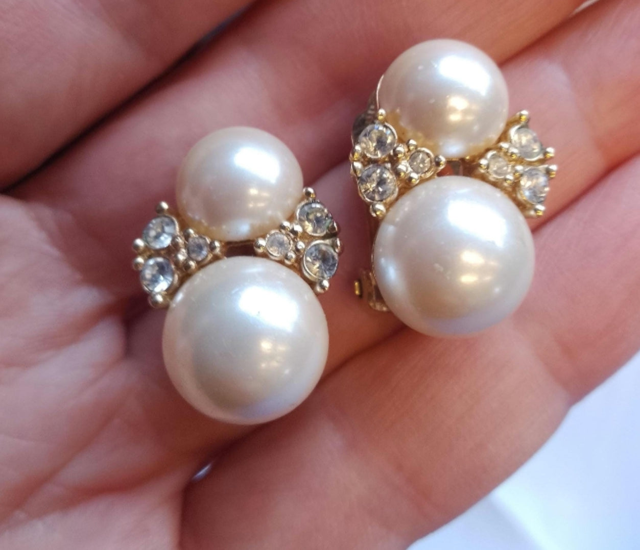 Christian Dior - Authentic Vintage Signed Faux Pearl Earrings 1980s