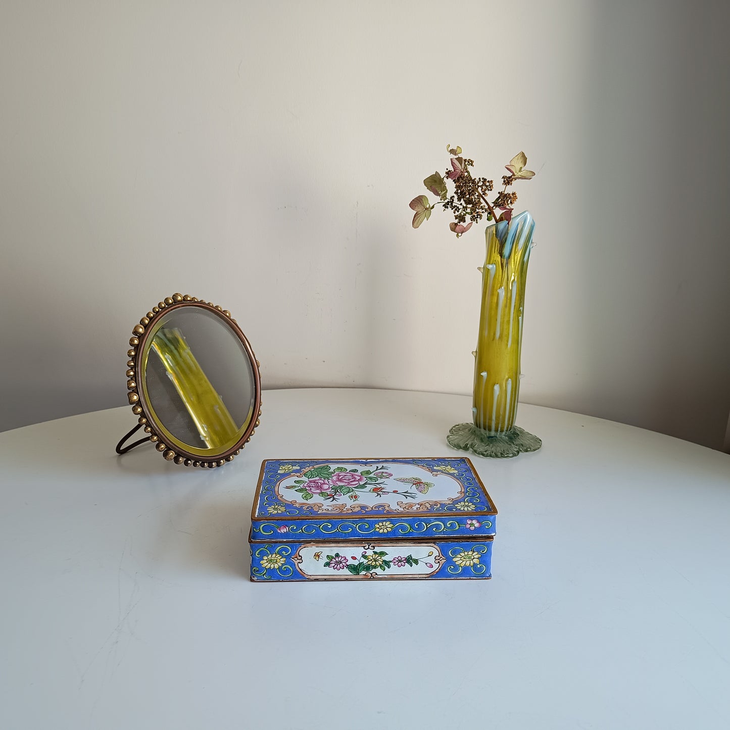 Chinese Republic Canton Enamel Jewellery or Stationery Box