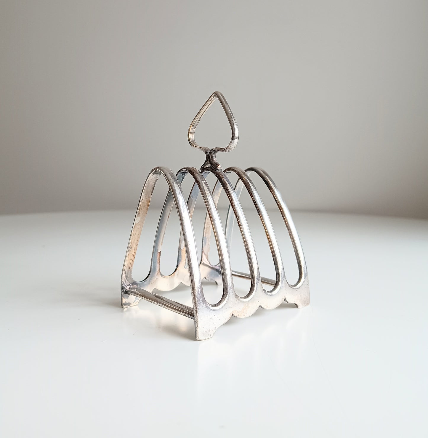 Vintage English Gothic Revival Mappin & Webb Toast Rack for Historic Art Deco Tea Rooms