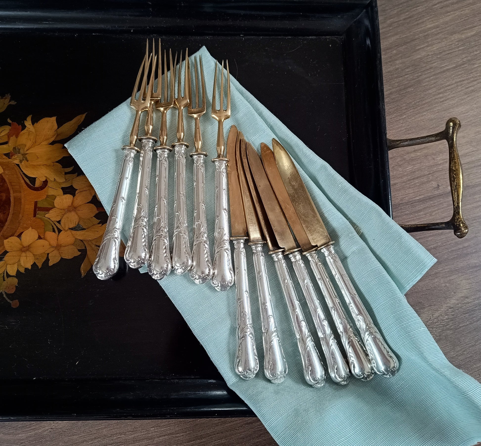 Antique French Silver Plate Handles and Gilt Blades Dessert or Fruit Curlery Set: Six Knives and Six Three-Prong Forks, Christofle, 1900