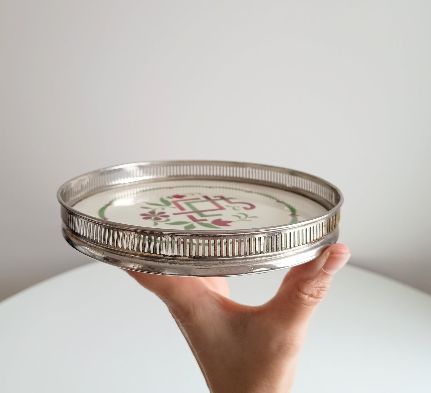 Authentic Jugendstil Tray: WMF Mount, Art Nouveau Ceramic Centre