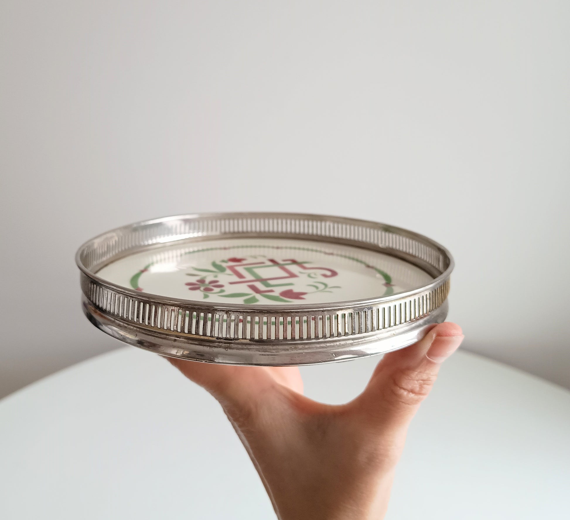 Authentic Jugendstil Tray: WMF Mount, Art Nouveau Ceramic Centre