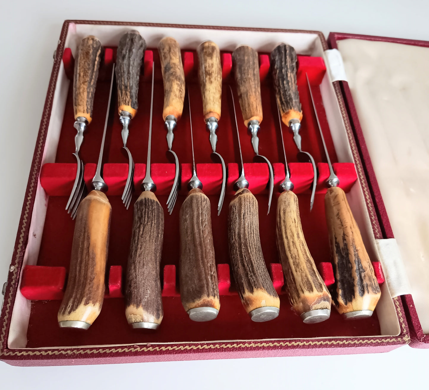 Traditional Steak Cutlery Set: Scottish Stag Antler Handles, Sheffield Steel, Original Box