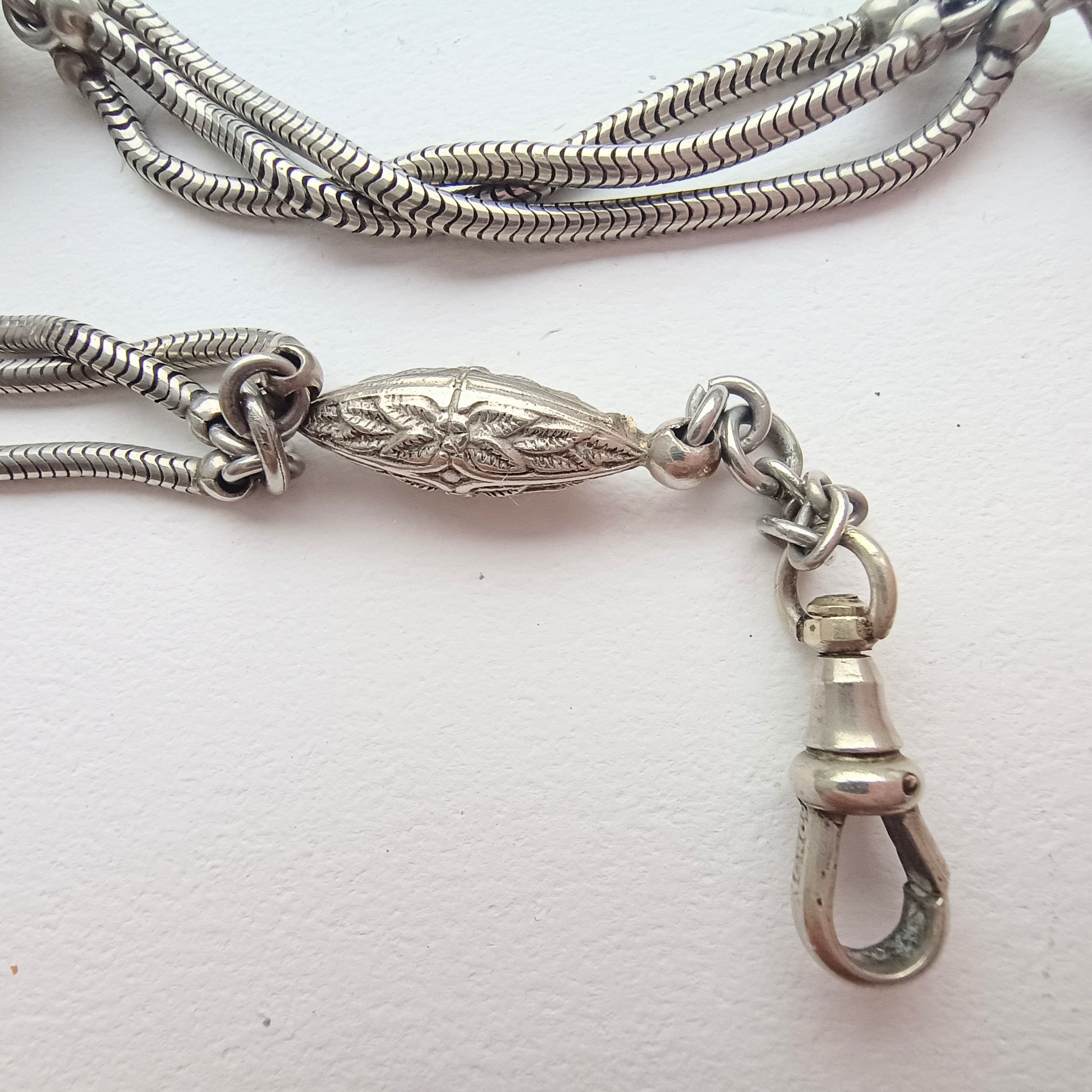 Victorian pocket watch Albertina chain with dog clasp