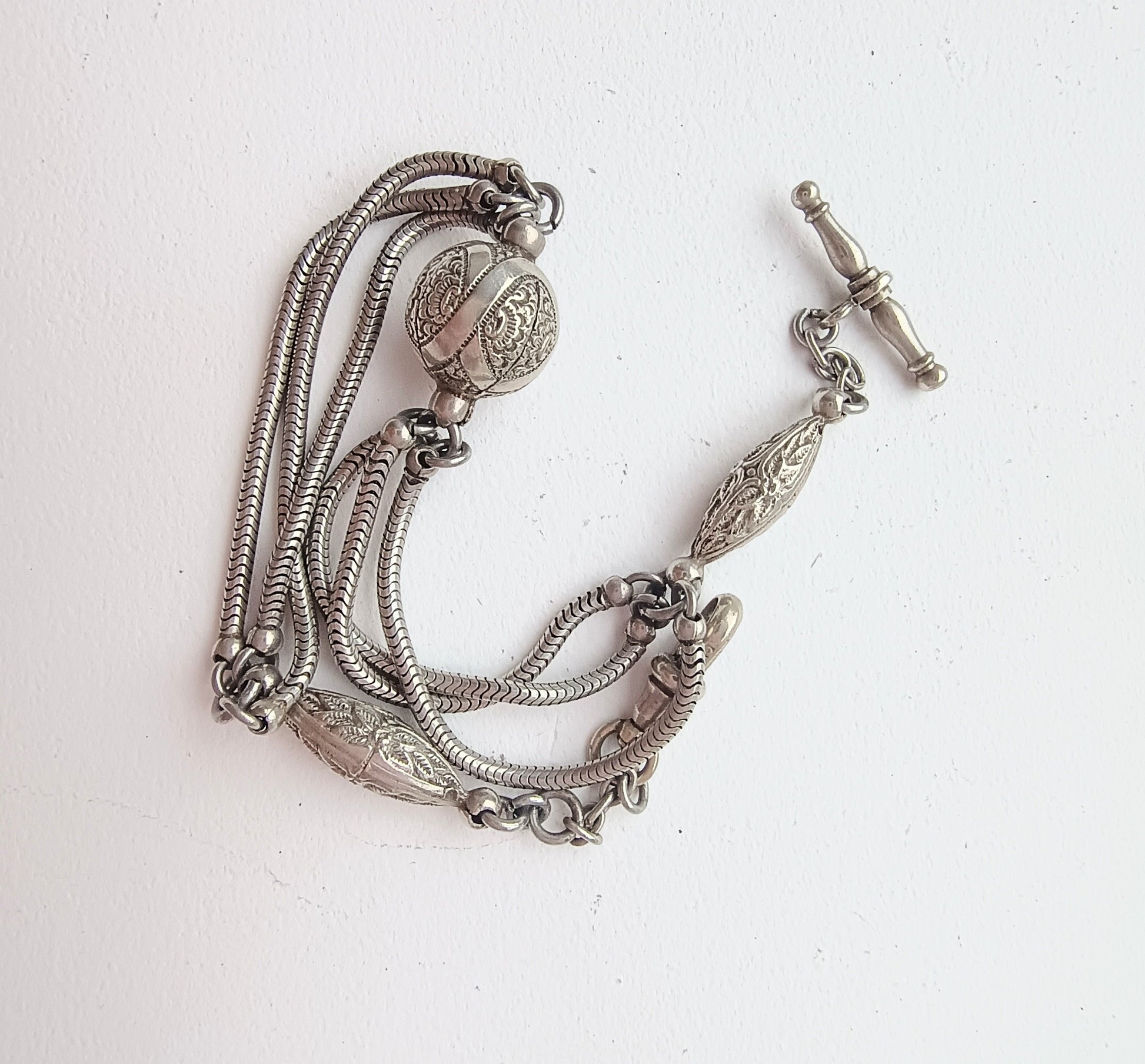 Victorian pocket watch Albertina chain