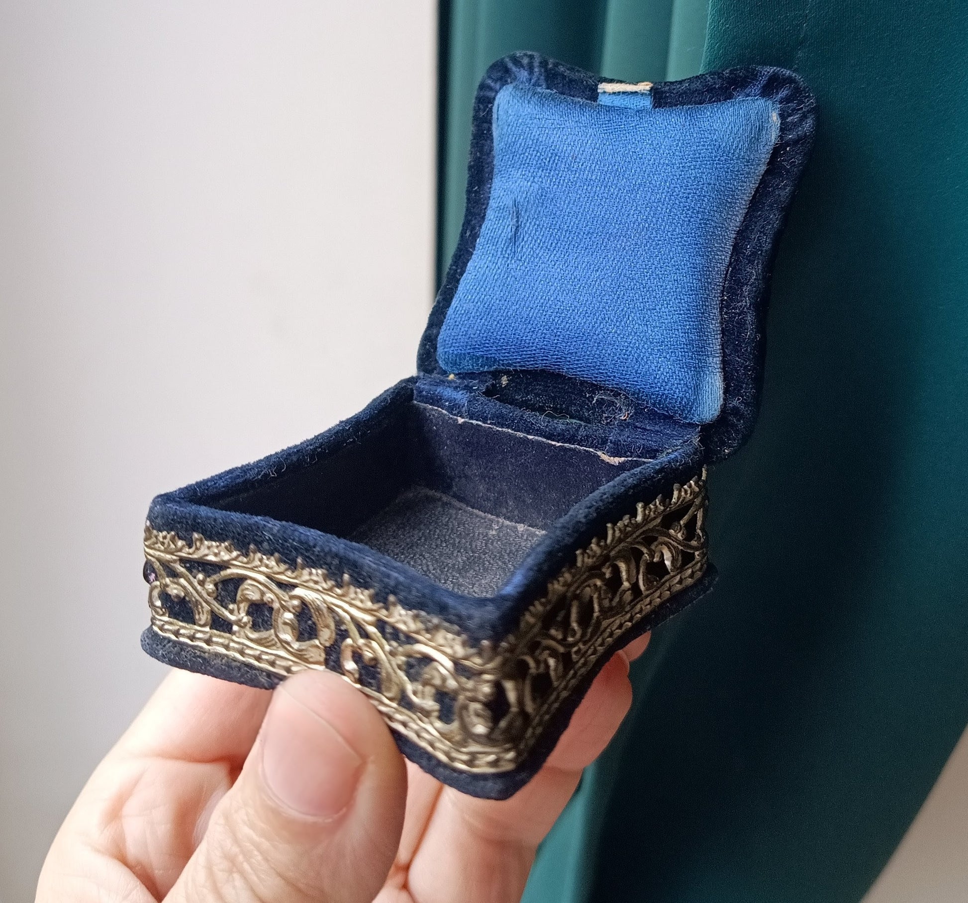 Antique Victorian Pin cushion