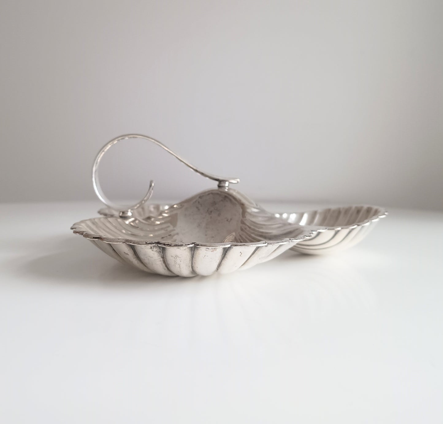 Vintage English Art Nouveau style Triple Shell Cheese& Biscuits Server Dish, Signed