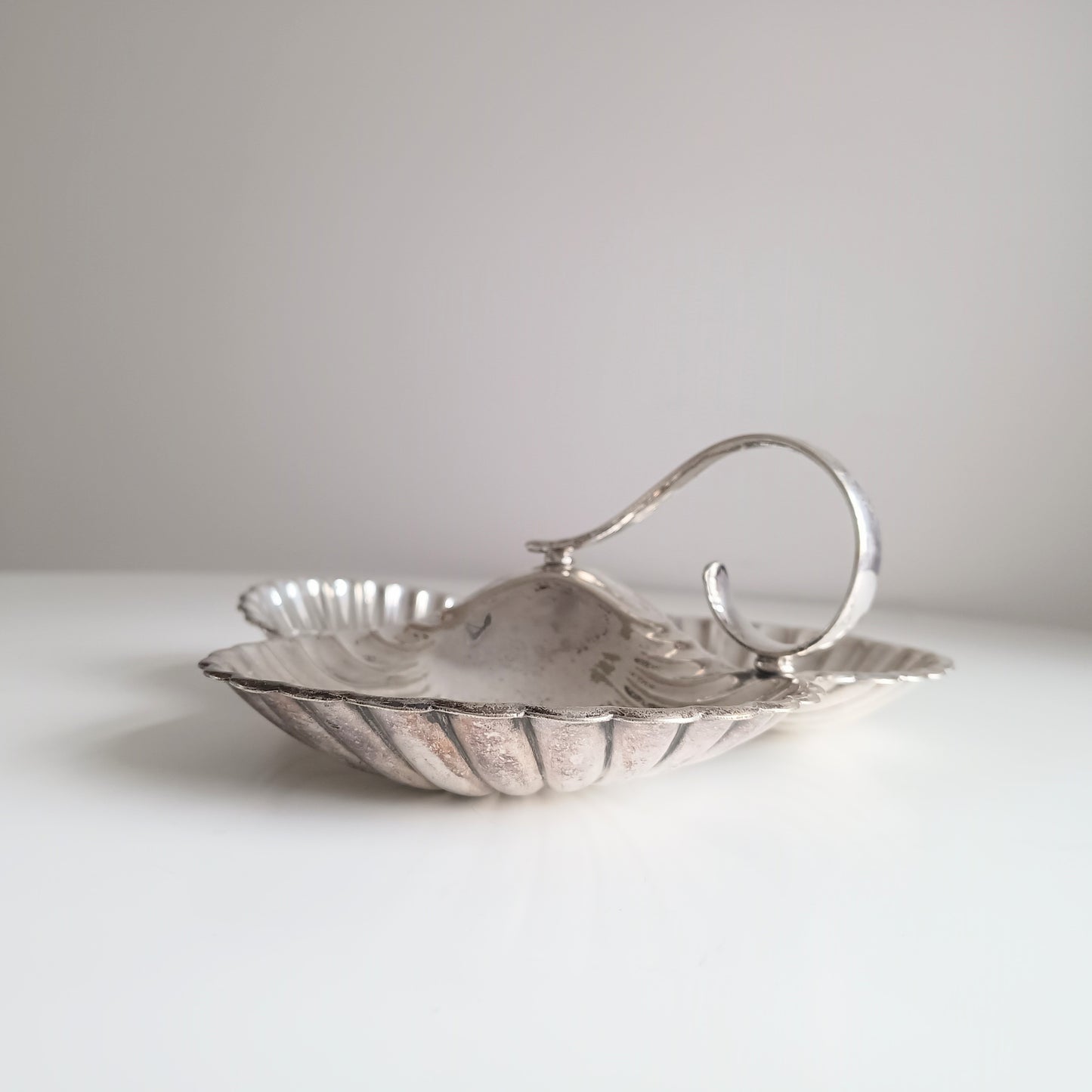 Vintage English Art Nouveau style Triple Shell Cheese& Biscuits Server Dish, Signed