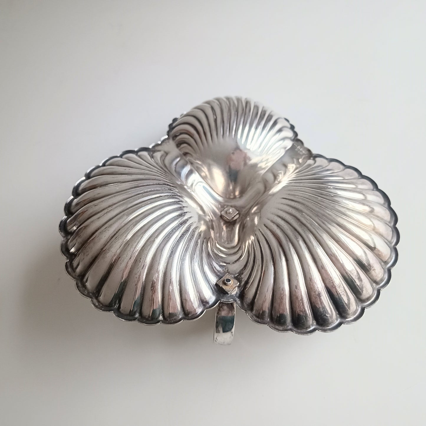 Vintage English Art Nouveau style Triple Shell Cheese& Biscuits Server Dish, Signed