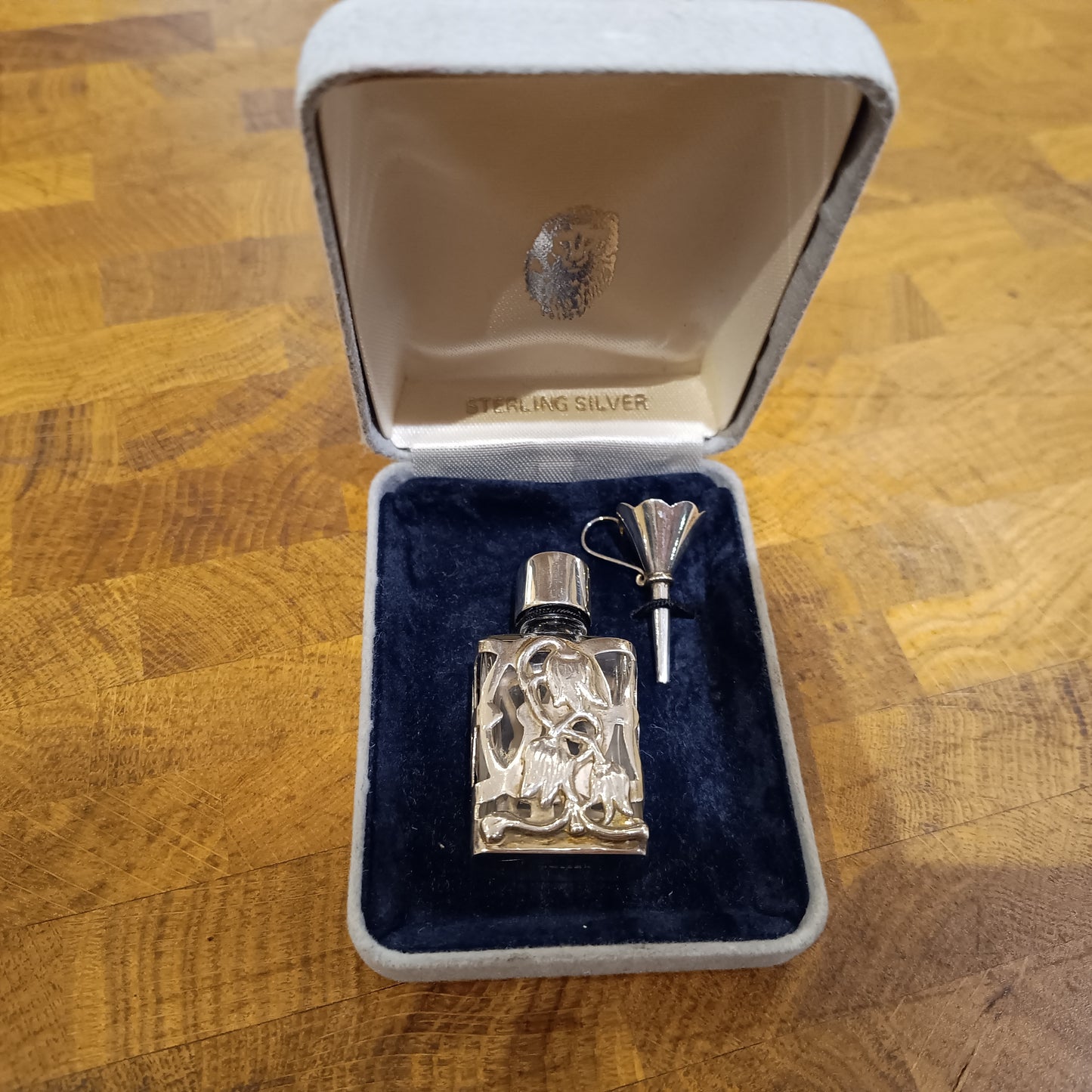 Vintage Small Perfume Bottle in Sterling Silver Openwork Case Art Nouveau style Snowdrop Design & Funnel, Original Box