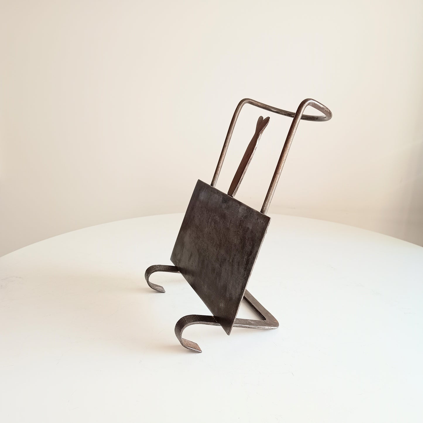 Arts & Crafts Cotswolds Hand-Forged Riveted Hearth Trivet Cooking Stand, Sliding Plate Heart-shaped Finial