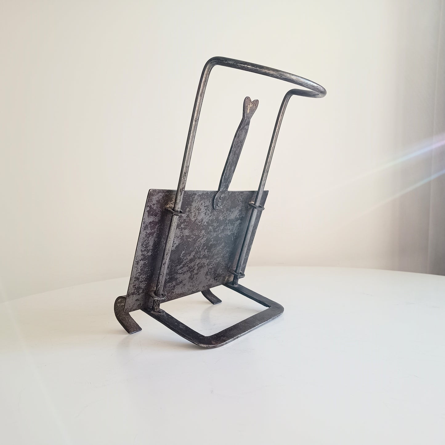 Arts & Crafts Cotswolds Hand-Forged Riveted Hearth Trivet Cooking Stand, Sliding Plate Heart-shaped Finial