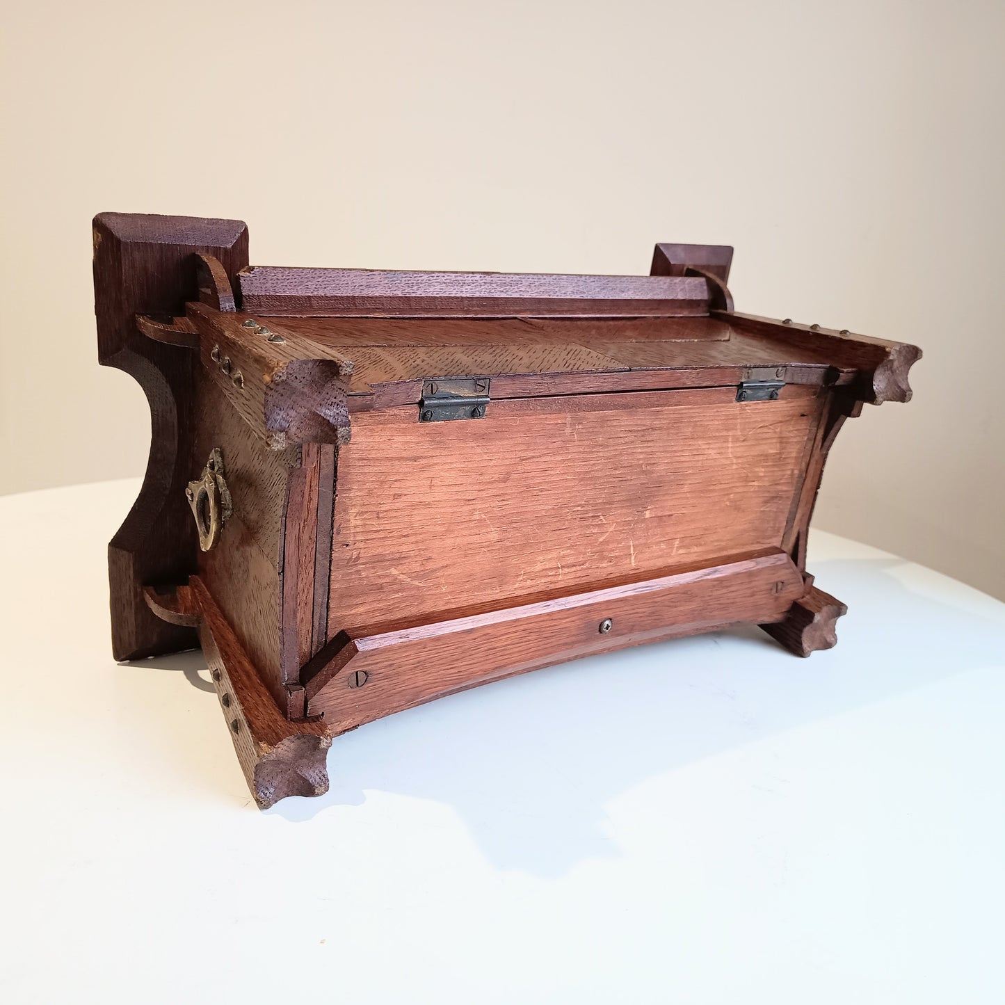 Arts and Crafts Art Nouveau Small Cabinet in Quarter-sawn Oak, Glasgow School Style