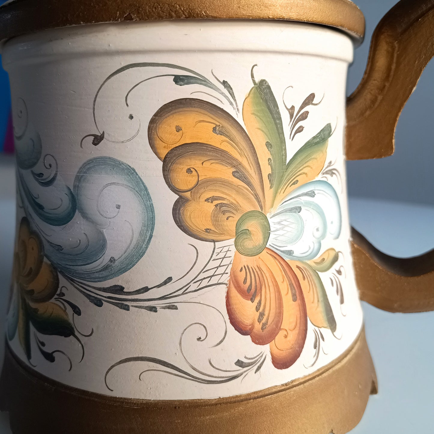 Vintage Norwegian Folk Art Wooden Lidded Beer Mug Lidded Tankard, Hand-Painted Roseling Telemark Style