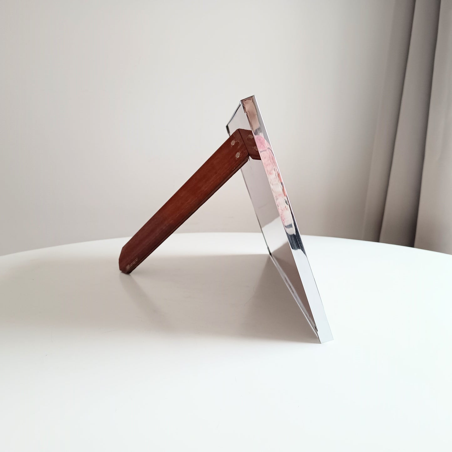 Midcentury Modern Vintage Felice Antonio Botta Tabletop Easel Frame in Chrome & Wood Laminate Back