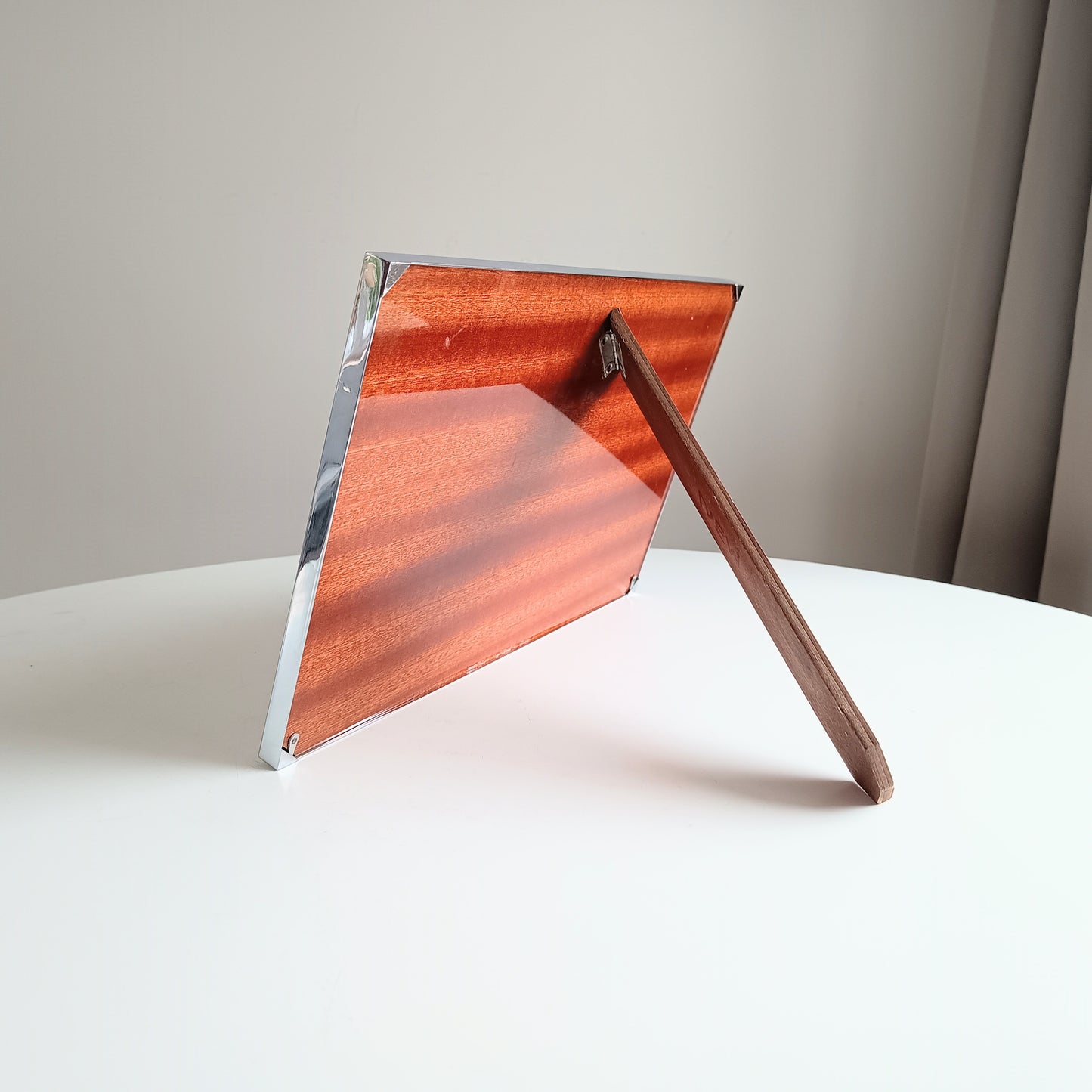 Midcentury Modern Vintage Felice Antonio Botta Tabletop Easel Frame in Chrome & Wood Laminate Back