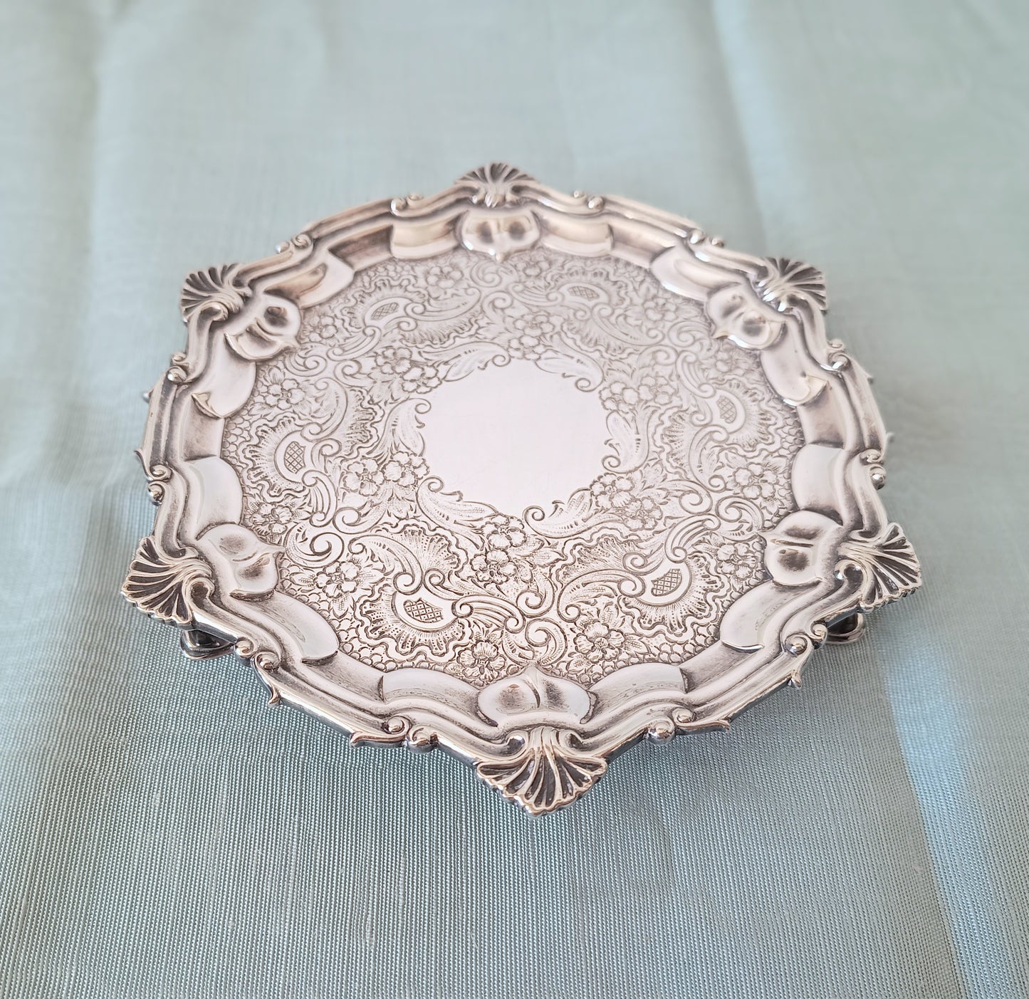 Georgian Style Silver Plate Footed Salver or Small Drinks Tray, William Hutton England 1890