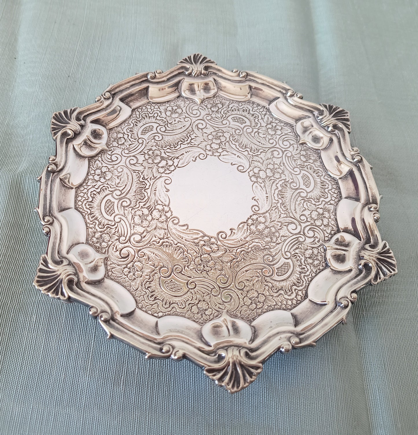 Georgian Style Silver Plate Footed Salver or Small Drinks Tray, William Hutton England 1890