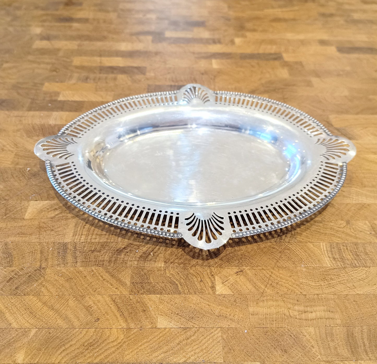 Art Nouveau Silver Plate Serving Dish or Tray: Stylised Shell Decor & Victorian Glass Bowl