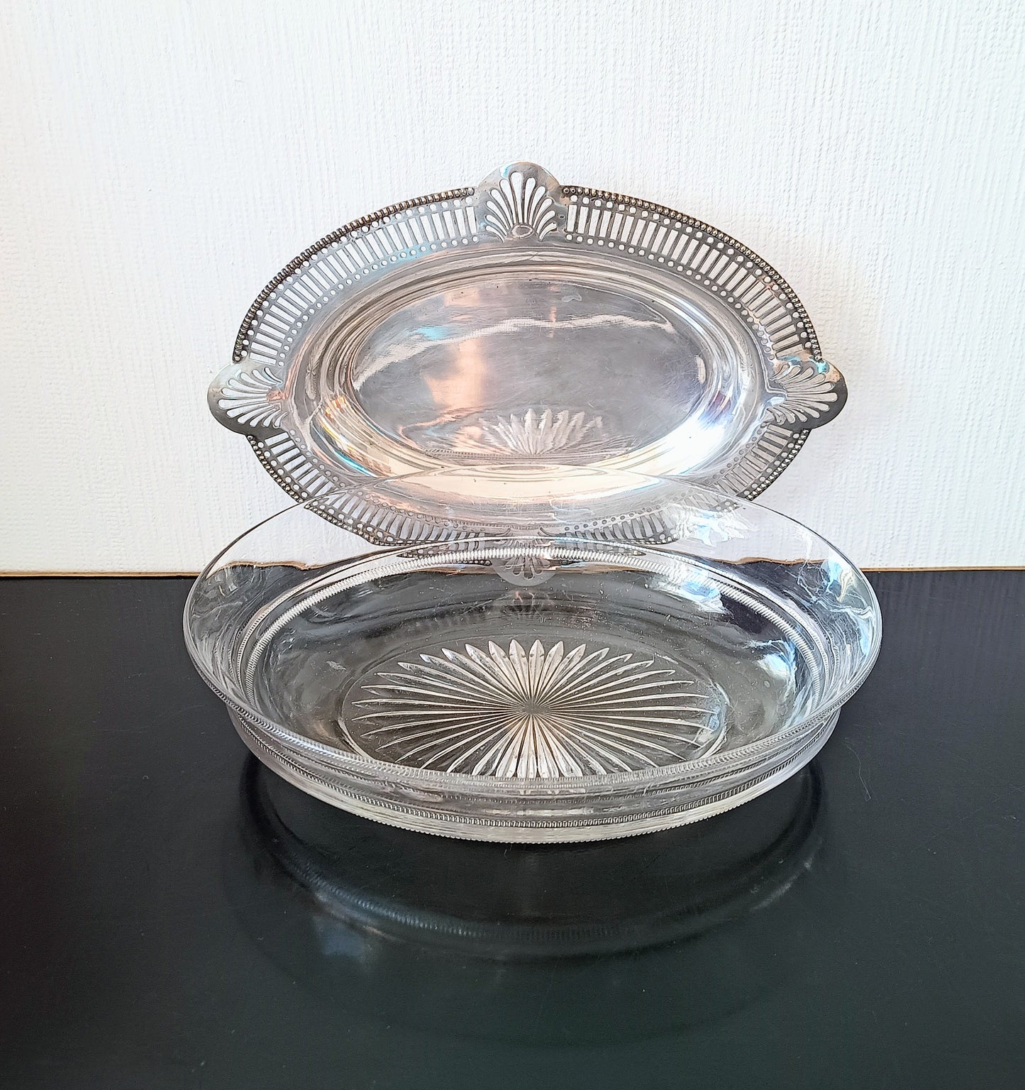 Art Nouveau Silver Plate Serving Dish or Tray: Stylised Shell Decor & Victorian Glass Bowl