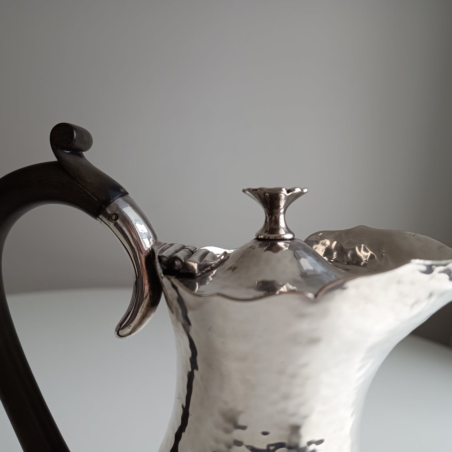 Antique Arts & Crafts Mappin Webb Silver Princes Plate Coffee Pot: Hammered, Trefoil Repoussé Decor
