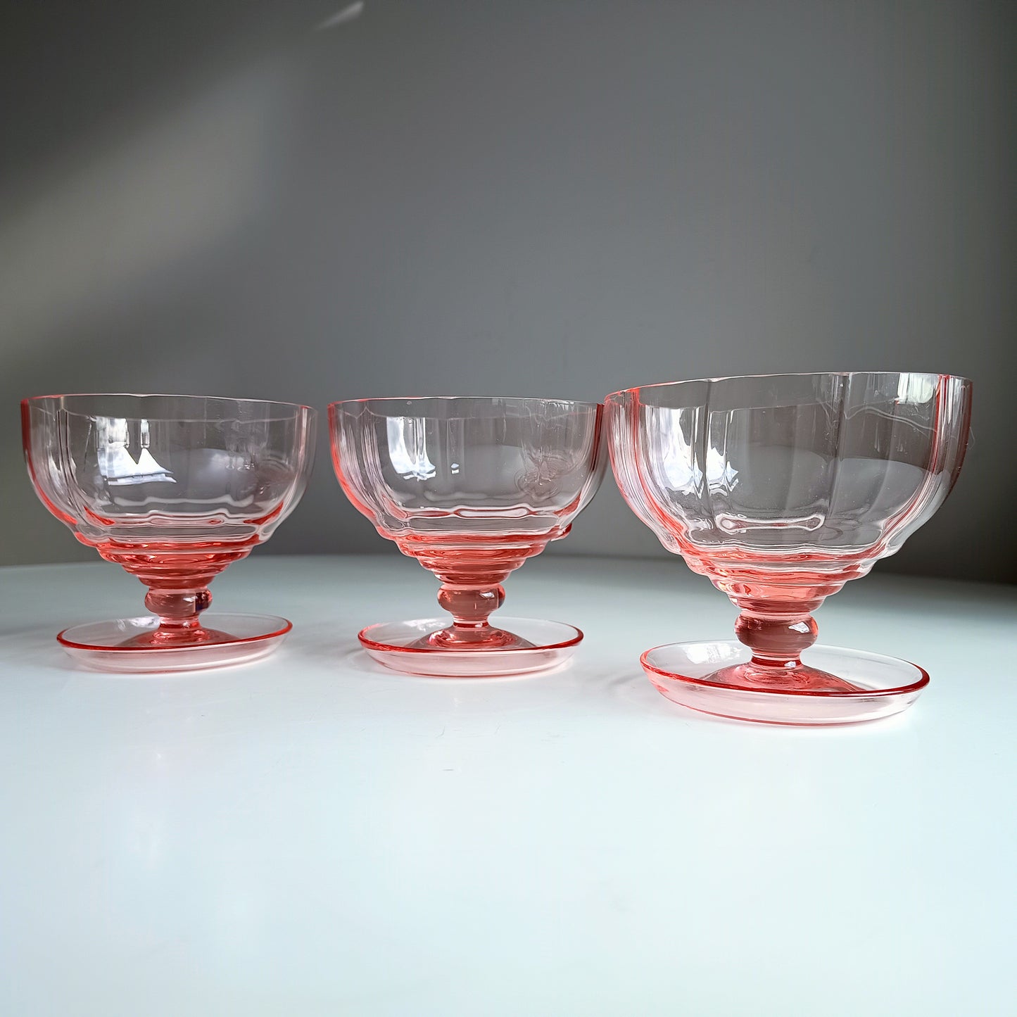 Midcentury Hand-Blown Selenium Glass Ice-cream Bowls: Peach Pink Fine Crystal, European