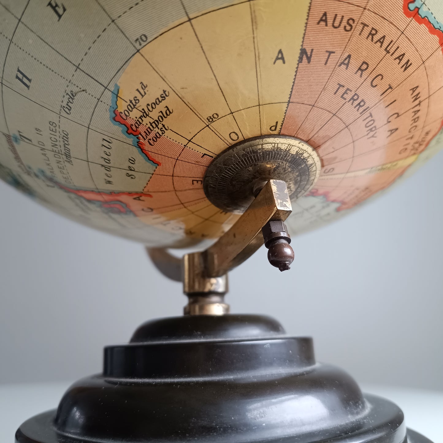 Art Deco Geographia 1947 10 Inch Globe: Final Year Of British Raj, Bakelite Jelly Mold Base, Steamer Routes