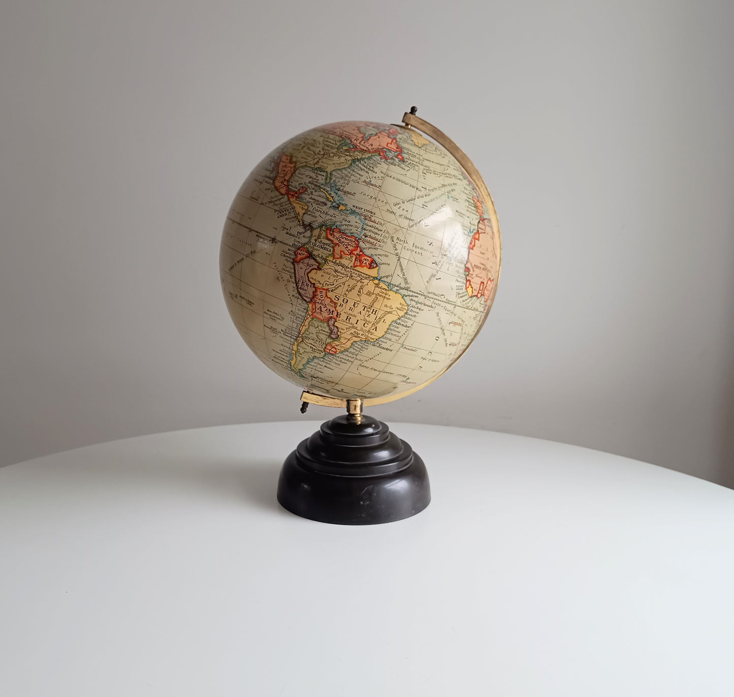 Art Deco Geographia 1947 10 Inch Globe: Final Year Of British Raj, Bakelite Jelly Mold Base, Steamer Routes