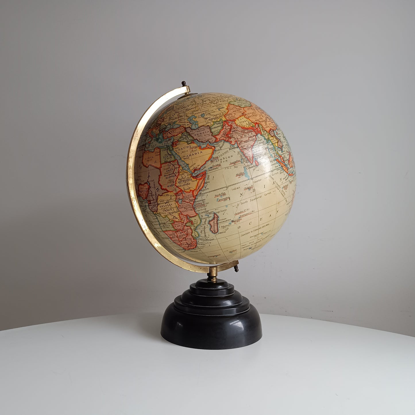 Art Deco Geographia 1947 10 Inch Globe: Final Year Of British Raj, Bakelite Jelly Mold Base, Steamer Routes