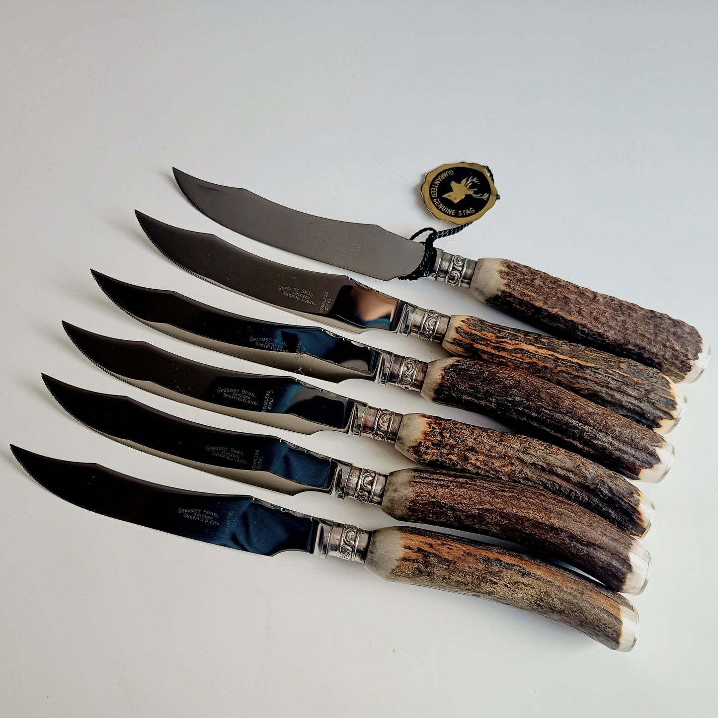 Mint Genuine Stag Handled Cased Steak Knives Set: Scalloped Spine, Back-work Notches, 1950s